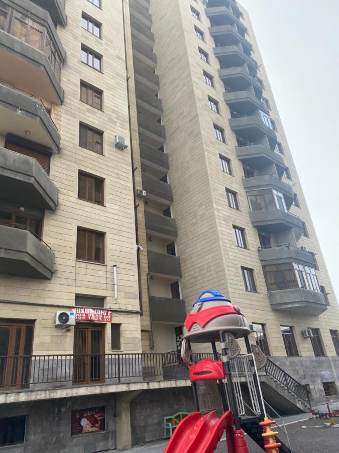 Апартаменты евродвушка в Glendale Hills с видом на арарат